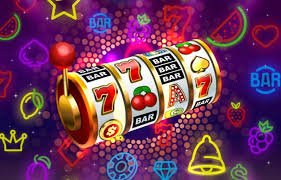 Layar permainan Fortune Mouse di duniabet303 dengan simbol dan tombol putar yang jelas